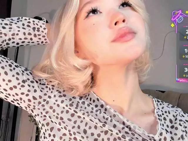 Photos of milli-sunrise from BongaCams is Freechat