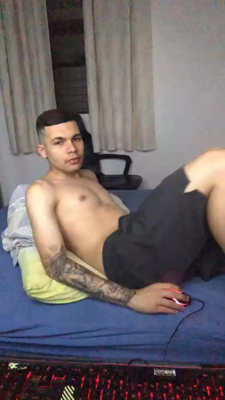 Photos of beh_pauzao from Cam4 is Freechat