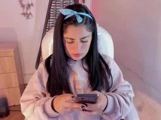 Photos of ivynaugthyqueen from CamSoda is Freechat
