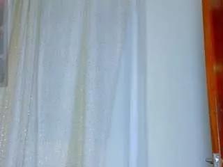 Photos of nahiavictoria from CamSoda is Freechat