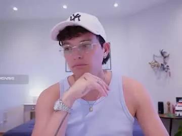 anddres_boss from Chaturbate is Freechat
