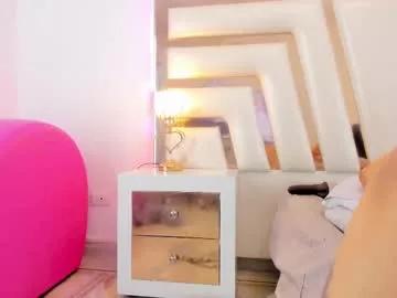 dashafoxxx from Chaturbate is Freechat