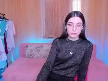 ellie1bb from Chaturbate