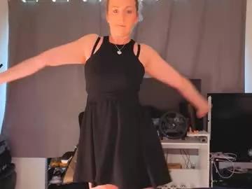 Photos of emliyjamesmjb from Chaturbate is Freechat