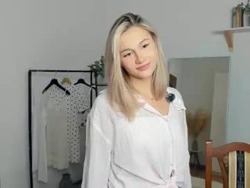 Photos of glossybabe_ from Chaturbate is Freechat