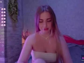 holly_molly8 from Chaturbate is Freechat