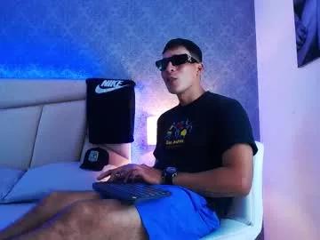 Photos of johnsondiamond from Chaturbate is Freechat