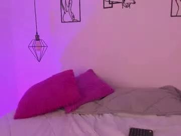 juanilittle from Chaturbate is Freechat