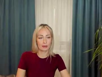 julia__cherry_ from Chaturbate is Freechat