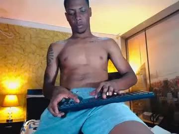 Photos of kevinhoo_ from Chaturbate is Freechat