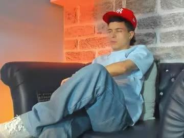 kevinn_blue from Chaturbate is Freechat