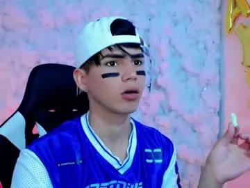 kiss_whitee from Chaturbate is Freechat
