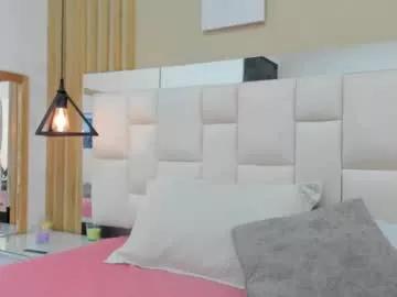 laura_sophiax from Chaturbate is Freechat