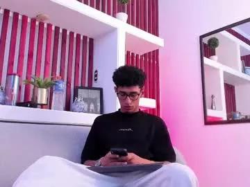 Photos of leoncreed from Chaturbate is Freechat