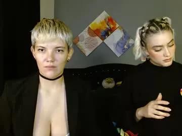 mackenziemoon from Chaturbate is Freechat