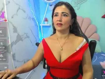 noelia_milfs from Chaturbate is Freechat