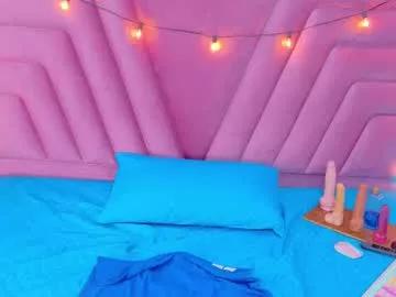 petitelittleebony from Chaturbate is Freechat