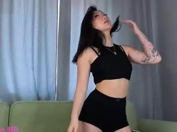 so_socutie model from Chaturbate
