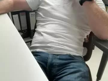 surfstar81 from Chaturbate is Freechat