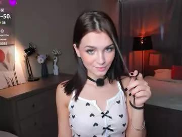 synne_glows from Chaturbate is Freechat