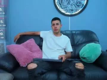 valen_and_dollar from Chaturbate is Freechat