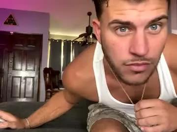 wentbrokeonstrippers from Chaturbate is Freechat