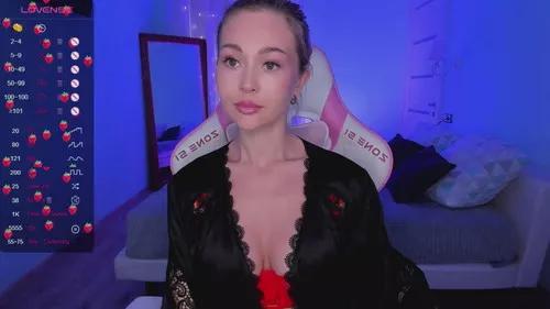 adeleroberts from Cherry is Freechat