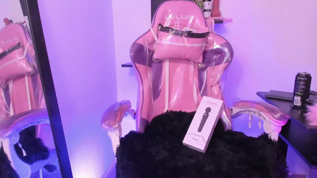 Customizable and immersive - Activate your taste buds and check-out our delicious choice of bondage cams streams with excited models getting their amazing bodies screwed with their beloved sex toys.
