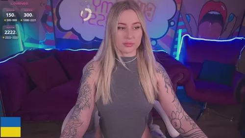Photos of arolinanight from Cherry is Freechat