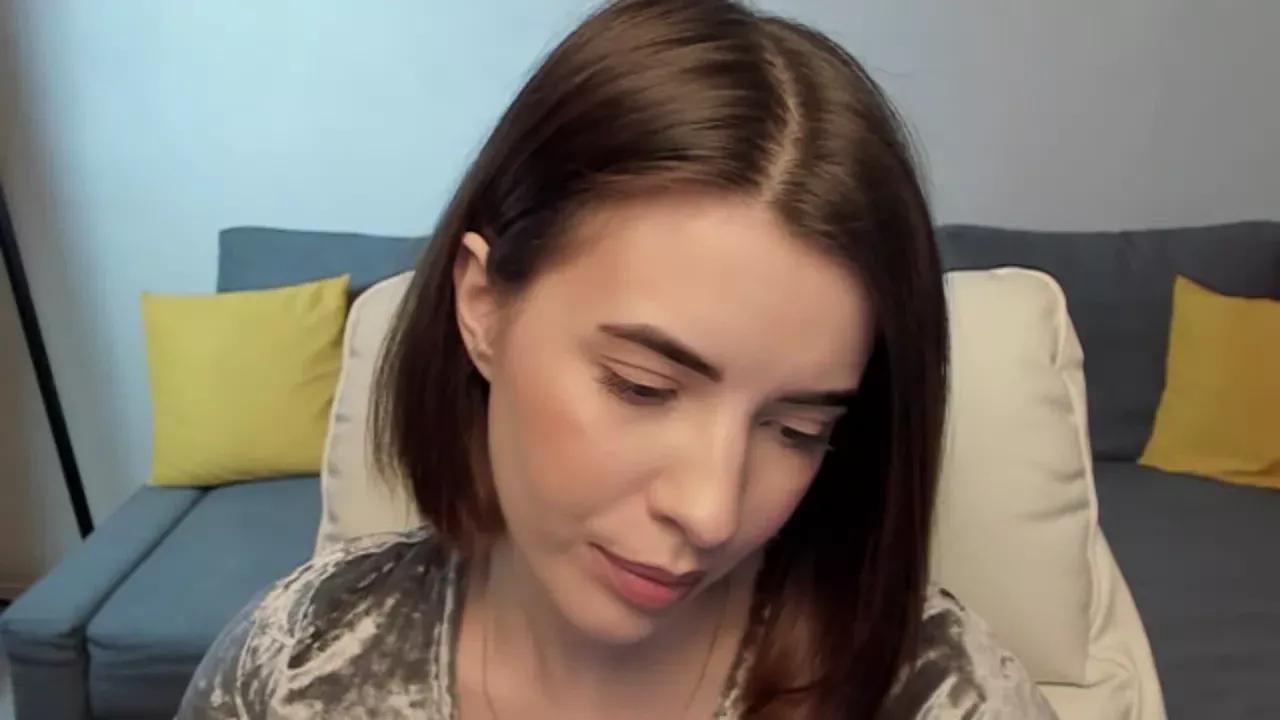 bellasavage from Cherry is Freechat