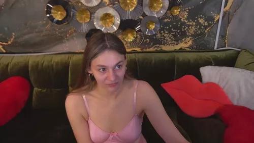 Photos of diamondgoldie from Cherry is Freechat