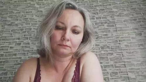 Photos of edithmanning from Cherry is Freechat