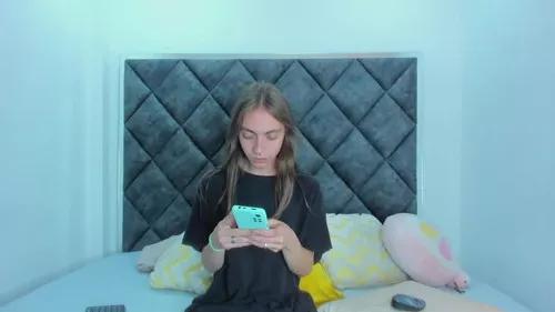 evanoconnor from Cherry is Freechat