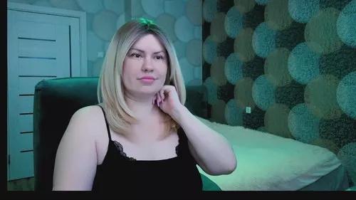 Photos of eyescrystall from Cherry is Freechat