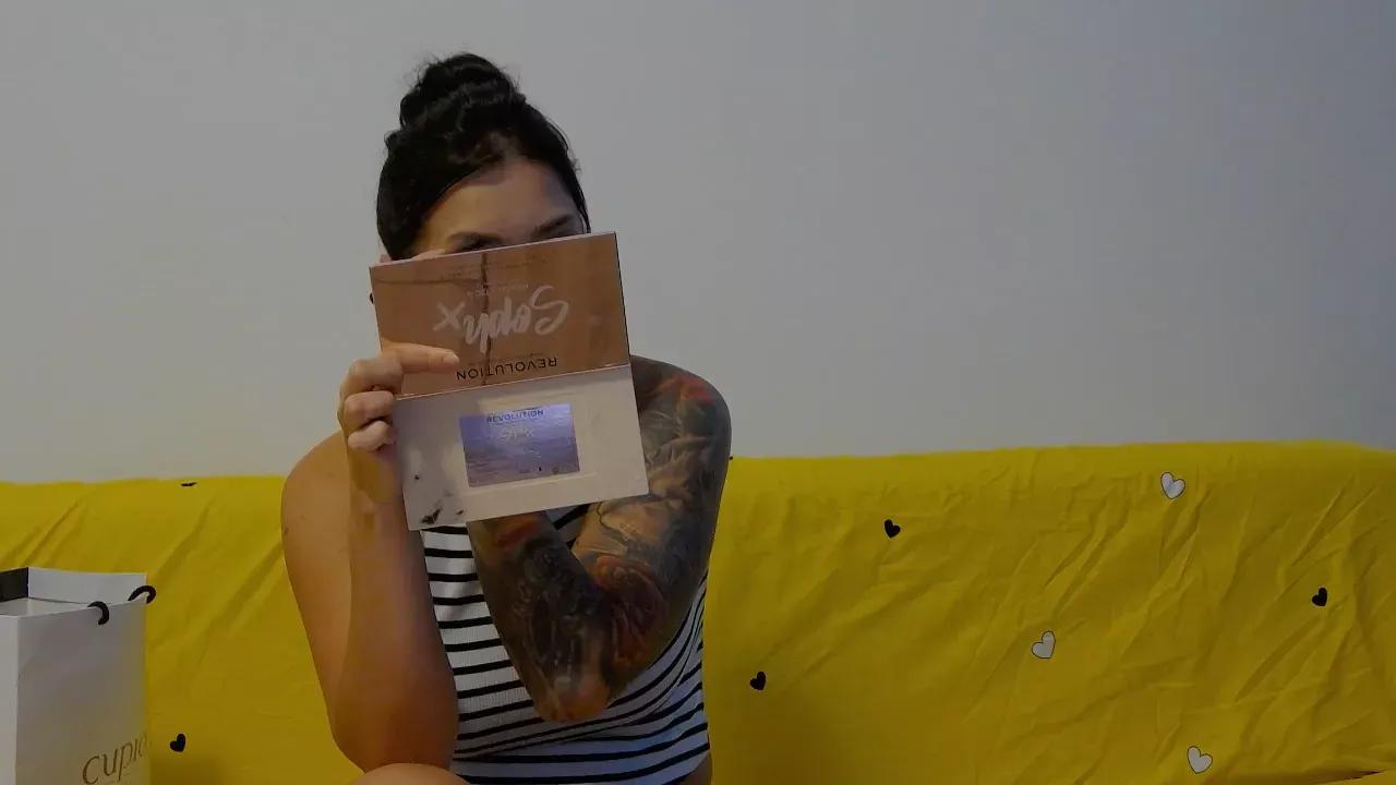 Photos of laraminx from Cherry is Freechat
