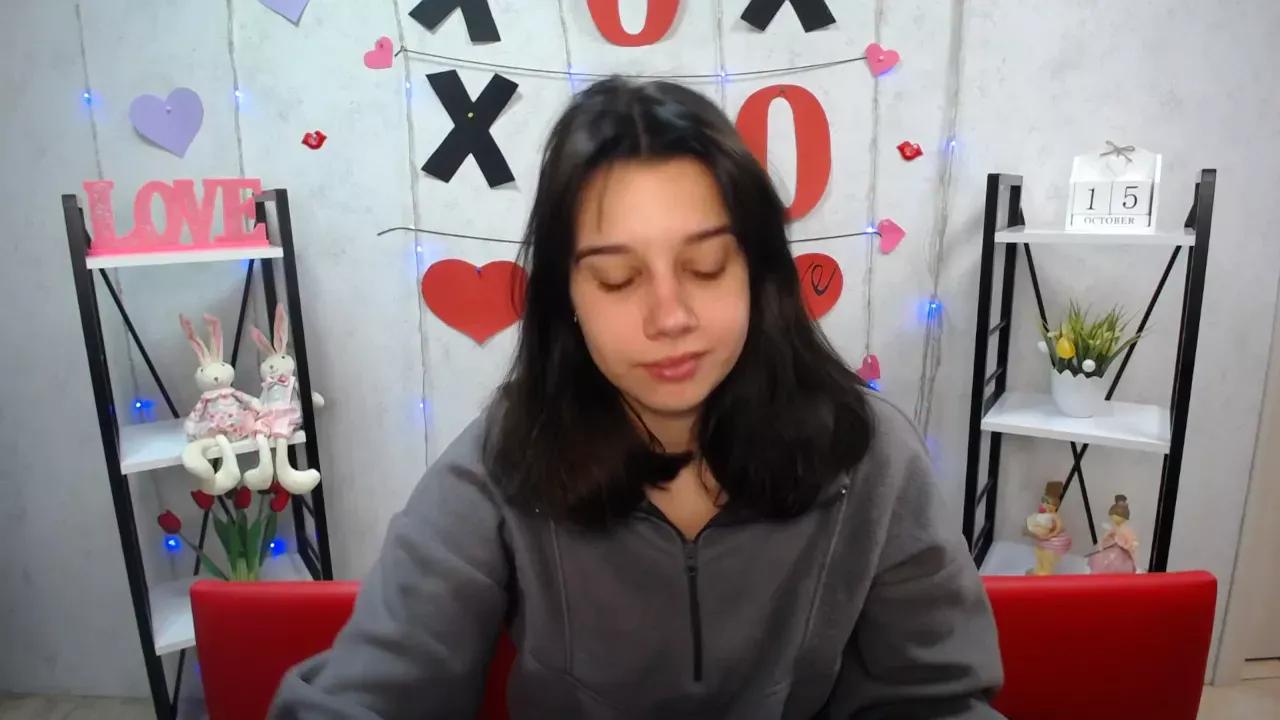 lettycurly from Cherry is Freechat