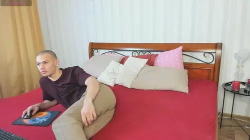 maxandeva from Cherry