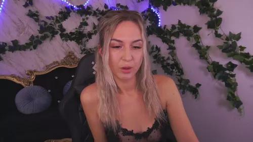 mollyhallss from Cherry is Freechat