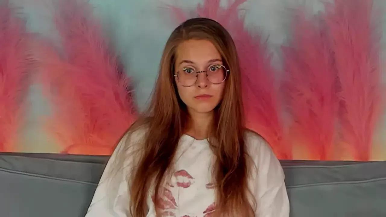 rileymitch from Cherry is Freechat