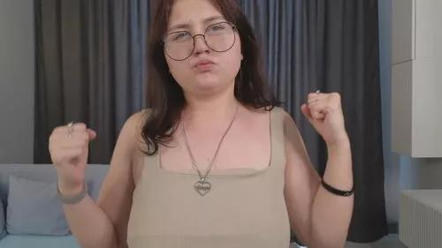 sandrawilli from Cherry is Freechat