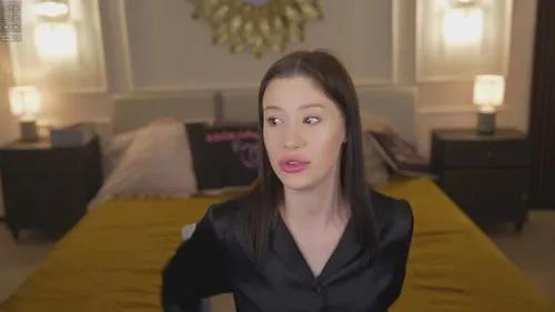selenaglow from Cherry is Freechat