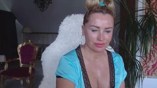 sexyblueyes from Cherry is Freechat