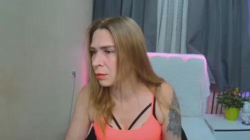 Photos of tessadaybreak from Cherry is Freechat