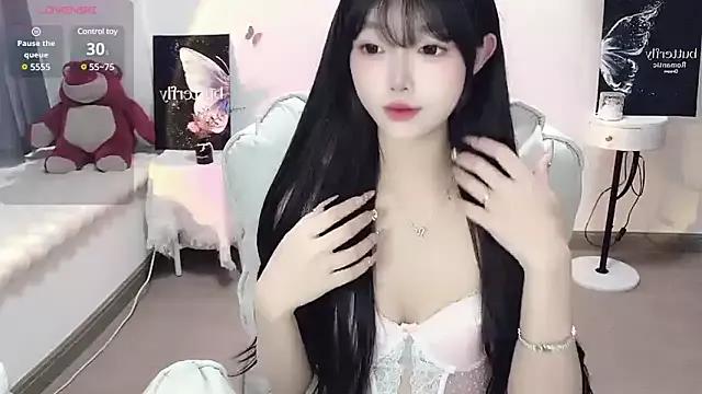 -EEBABY from StripChat is Freechat