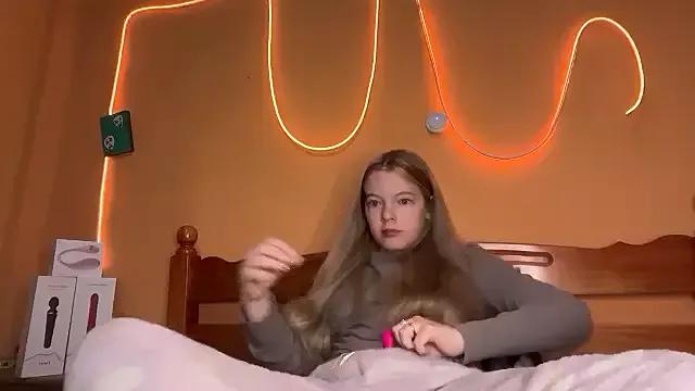 -veranito- from StripChat is Freechat