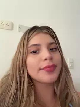 _Alicee_1 from StripChat is Freechat