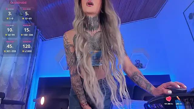 _gia_rose from StripChat is Freechat