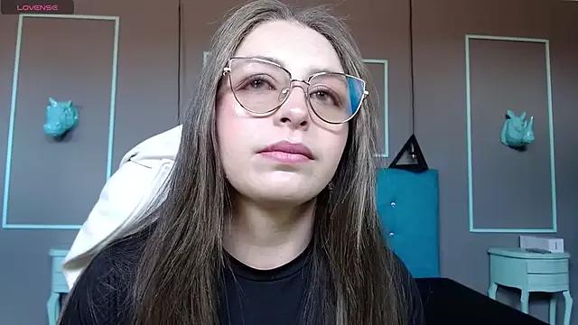 _isaabellaa from StripChat is Freechat