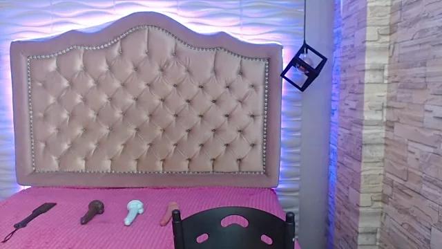 Customizable and immersive - Activate your taste buds and check-out our delicious choice of bondage cams streams with excited models getting their amazing bodies screwed with their beloved sex toys.