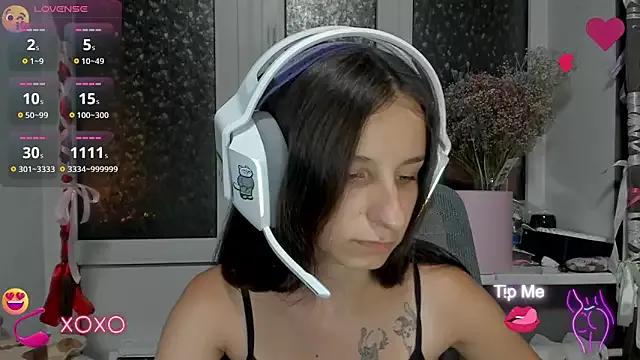 Customizable and immersive - Activate your taste buds and check-out our delicious choice of bondage cams streams with excited models getting their amazing bodies screwed with their beloved sex toys.